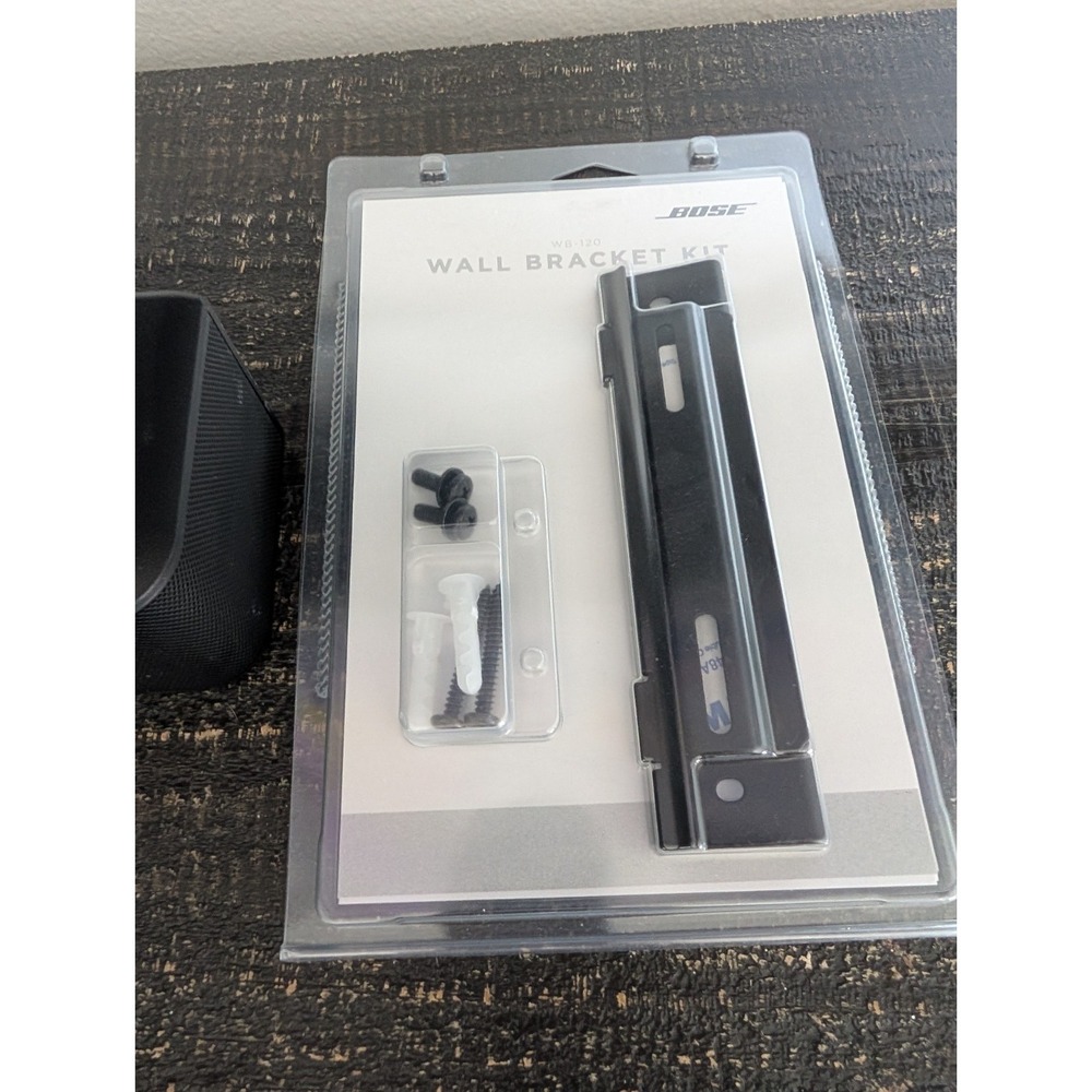 Bose Solo 5 Wireless Bluetooth Soundbar Black 418775 + Remote & Mounting Bracket - Picture 4 of 9